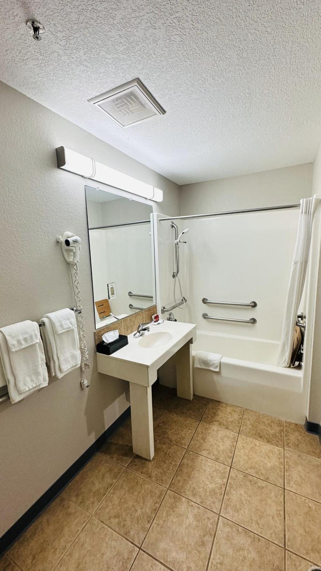 Days Inn & Suites By Wyndham Wynne Zimmer foto